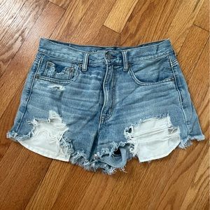 American Eagle Distressed Denim Jean Shorts Mid-rise Light Wash Size 6 28